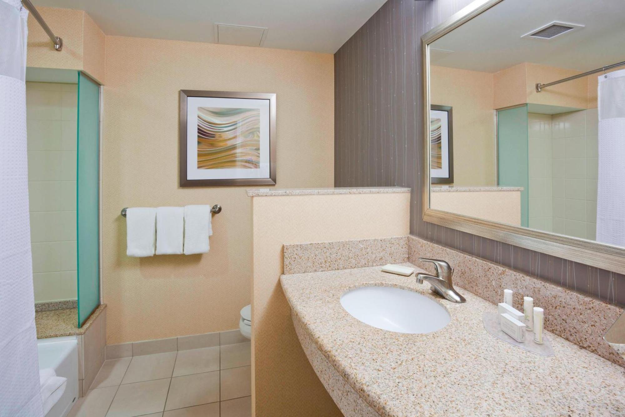คอร์ทยาร์ด โรเชสเตอร์ เมโย คลินิก แอเรีย/เซนต์ แมรีส์ Hotel ภายนอก รูปภาพ